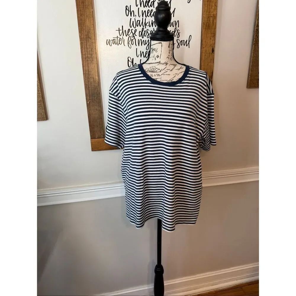 L.L. Bean Men's Striped Traditional Fit Short Sleeve T-shirt Navy White Large